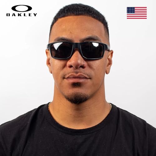 Image of Oakley GIBSTON OO9449 Rectangle Shape Sunglasses With Official Eyewear Kit | Men's Sunglasses