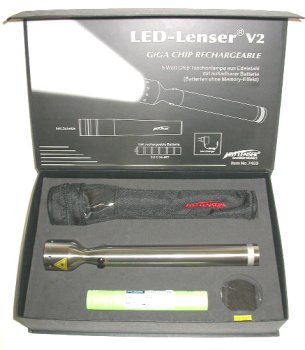 ライト・ランタン Led Lenser V2 Giga Chip ライト・ランタン Led Lenser V2 Giga Chip ライト・ランタン