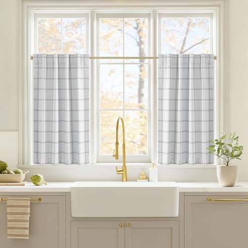 NICETOWN Farmhouse Kitchen Curtains Buffalo Plaid - Tiers Curtains for Windows 100% Blackout Rod Pocket Back Tab Thermal Insulated or Cafe Decor Windo