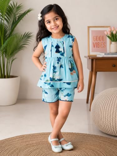 Image of superminis Girl's Top and Shorts |Coordinated Outfit| Sleevless Floral Print Top and Shorts Set| Summer Casual Outfit For Kids| 2-Piece Dress For Girls