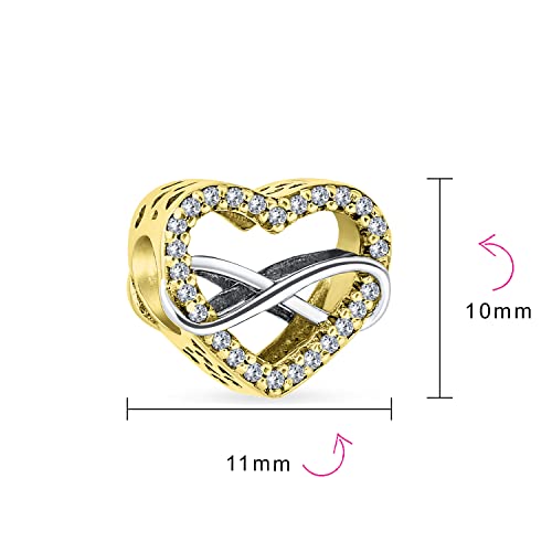 Abalorio de corazón personalizable con inicial y baño de oro duradero 3