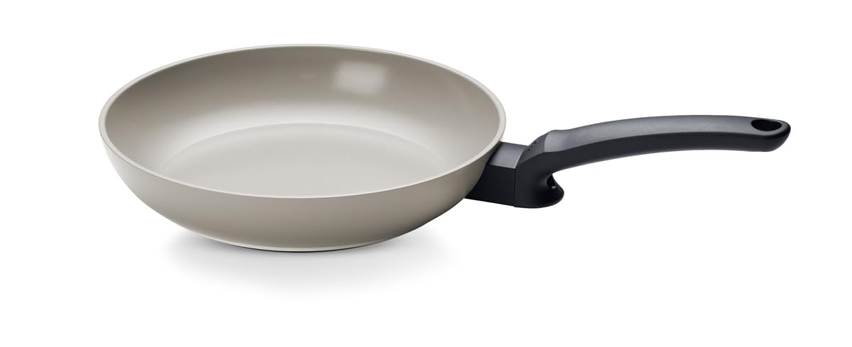 Fissler Ceratal® Evo Classic Pfanne (26 cm, Warmgrau) – Made in Germany, Keramikpfanne hergestellt ohne PFAS/PTFE, CookStar® Boden, Induktion