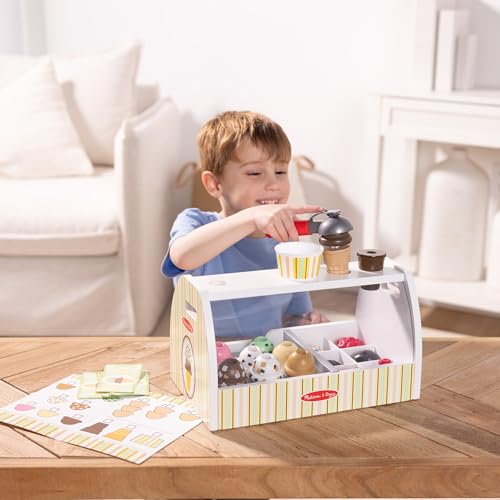 Miniatura 2 de MELISSA & DOUG - Puesto de Helados Madera 28 Piezas: Heladería con 8 Bolas de Helado, Conos y Más - Juguetes Niños 3 Años, Regalo Niño 3 Años, Accesorios Cocinita Infantil