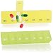Produktbild com-four® 2x Medikamentendosierer - Medikamenten-Box für 7 Tage - Pillendose - Tablettendose - Tablettenbox - Wochendosierer zur Aufbewahrung (02 Stück - gelb/grün)