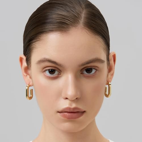 Image of FRUMOS 18K Gold Plated Chunky Hoop Earrings for Women Fashion Thick Gold Hoops Set Jewelry for Birthday Christmas Gifts