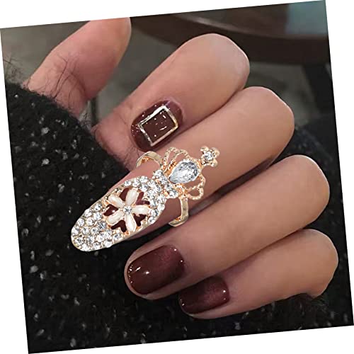 Bijoux de doigt diamant et alliage dore : l'elegance du nail art - 5