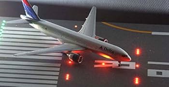 Amazon.co.jp: R2-S Roteiro空港模型 【滑走路】 （1/500スケール） (1