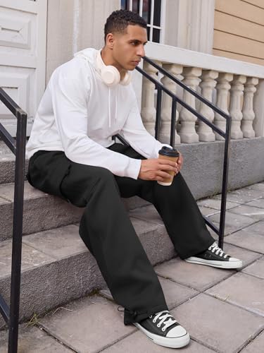 Image of Men's Heavyweight Fleece Cargo Sweatpants Loose Fit Thick Wide Leg Sweats with Pockets