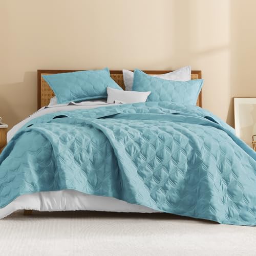 Image of Litanika King Size Quilt Bedding Set, Grayish Teal Summer Lightweight Soft Comforter Bedspreads & Coverlets, Boho Farmhouse Bedding Cover Bed Decor All Season, 3 Pieces (1 Quilt, 2 Pillowcases)