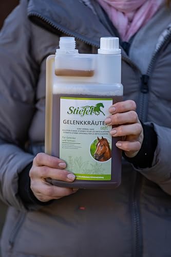 Foto von Stiefel Gelenkkräutersaft für Pferde, aus Einer 100% naturbelassenen Kräutermischung, zur Gesunderhaltung der Sehnen & Gelenke, flüssig mit Dosierflasche, 1l