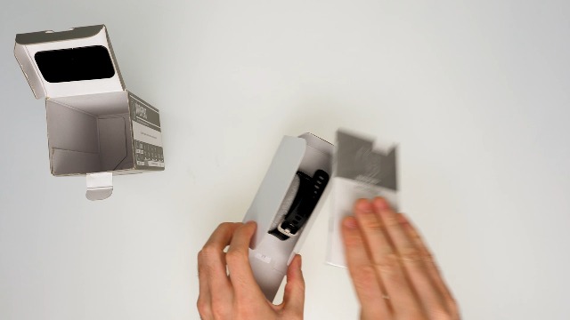 Amazon.com: Garmin vívosport, Fitness/Activity Tracker with