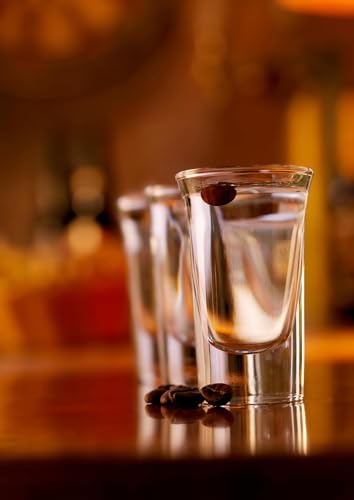 Borghetti Sambuca Oro – Exquisiter italienischer Likör mit unverwechselbarem Geschmack nach Sternanis und Kräutern mit 38% vol. (1 x 0,7l)