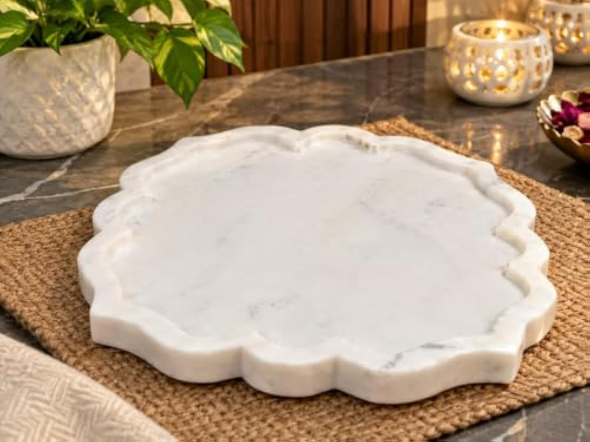 White Marble Scalloped Trivet Serving Base, 8 Inch
