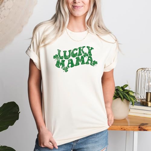 Lucky Mama Shirt St Patrick’s Day Shirt for Women Lucky Dada T-shirt Men Matching Mom and Dad Tees Lucky Mom Irish Green Shirt for Mommy4