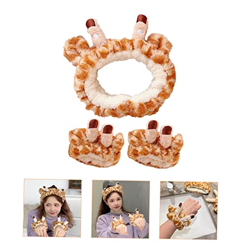FOMIYES Face Wash Headband: Giraffe Headband with 2 Wristbands, Animal Spa Makeup Wristbands Set - Image 3