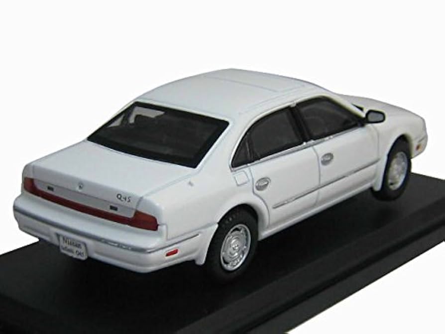 1/43 ハイストーリー　日産　インフィニティ　Q45 ミニカー　ホワイト Amazon | 国産名車コレクション 日産 インフィニティ Q45 1/43