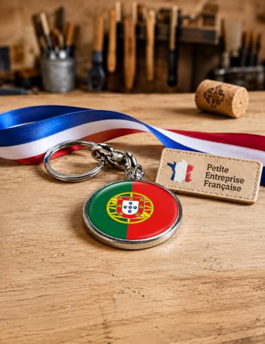 BADGMANIA Porte-clés Métal Drapeau Portugal Officiel – Emblème Portugais Fierté Lusitane – Cadeau Portugais Racines – Porte-clés Souvenir Fado – Logo 33 mm 2 Faces – Fabriqué en France – vue 6