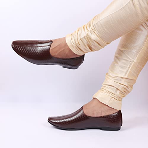 FAUSTO Basics Men Embossed Design Ethnic Slip On Juttis and Mojaris