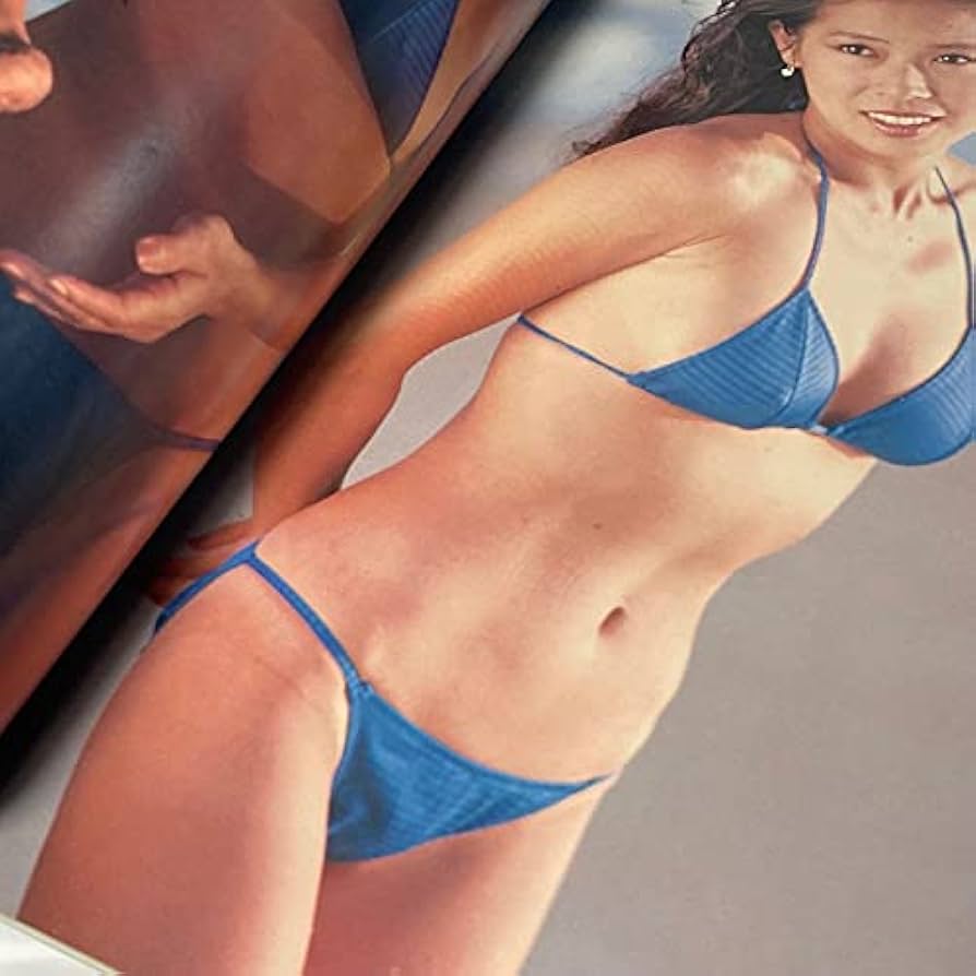 岡崎友紀 ヌード Amazon.co.jp: 岡崎友紀写真集 デラックス映画ファン 野村誠一 : ホーム&キッチン