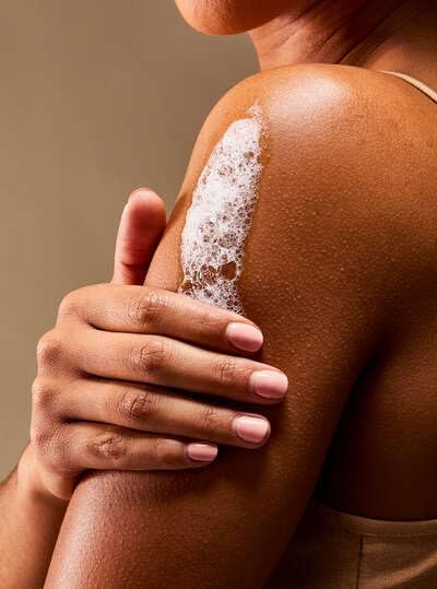 Image of Bath & Body Works In The Stars Body Wash | Fragrance - Warm & Woodsy | Gender - Women 295 ml / 10 fl oz