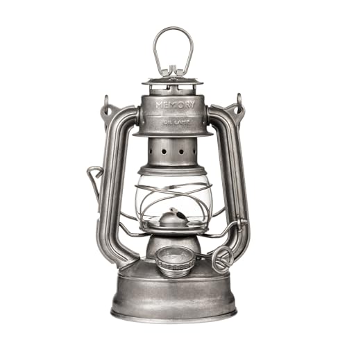Thous Winds Retro Sturmlaterne, 'Memory' Kerosin Laterne (Klassische Version), Petroleum Lampe Outdoor mit Tragegriff, Perfekte für Camping, Wandern, Terrasse, Gartenabende, Picknick, Retro Silber
