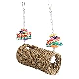 MATERIAL SEGURO: Hecho de cuerda de pasto marino natural, piezas de bambú, plástico y decorado con coloridos tubos tejidos de bambú, el juguete del túnel para loros permite que el pájaro mastique o muerda.