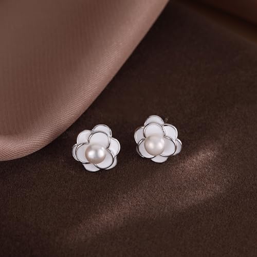 Reffeer Solid 925 Sterling Silver Pearl Flower Earrings Studs for Women Teen Girls Flower Stud Earrings Pearls for Wedding4