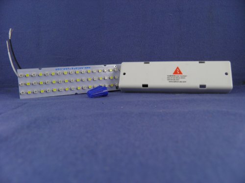 Water-Resistant Wide Spectrum Led Light - 4.5" L X 1.3" W X 0.7" H - Cool White/Soft White Color 400Lumens 2.5Watts - Non-Dimmable. P/N: Sptl54L-Cwsw #TOP1