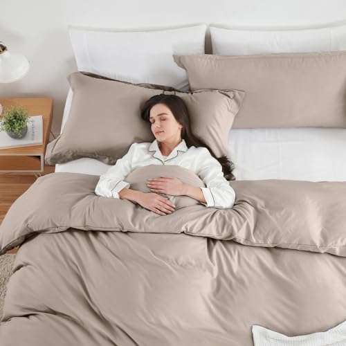 Image of Hearth & Harbor Bed Linen Set, 3Piece King Duvet Cover, Soft Microfiber, Lightweight, Breathable, Button Closure, 104x90 inches, 2 Pillow Shams | Soft Double Brushed Bedding Set, Button Closure, 1 Duvet Cover 104x90 Inches, 2 Pillow Shams