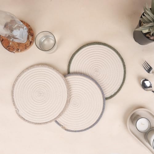 Image of DENOVA Cotton Rope Trivet for Hot Pots and Pans Heat-Resistant, Handcrafted Round Table Trivet, Pack of 3 Cream and Green Edge