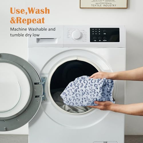 Image of Qeils Reusable Puppy Pads, 2 Pack Washable Pee Pads for Dogs, Waterproof Non Slip Wee Wee pad, Absorbent and Leakproof Training Mats for Potty, Crate, Playpen, Bed, Sofa, 16 inchx 30 inch