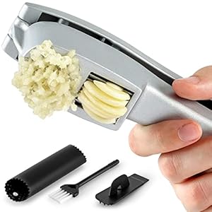 Zulay Kitchen Garlic Press Set – 2-in-1 Garlic Mincer Tool – Heavy-Duty, Dual-Function Garlic Crusher with Cleaning Brush, Garlic Peeler & Garlic Cleaning Tool – Easy-to-Squeeze Garlic Slicer