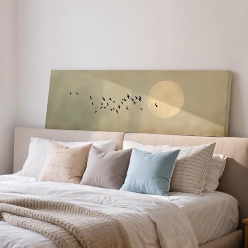 Tableau Japandi pleine lune pour habiller un grand mur blanc horizontal