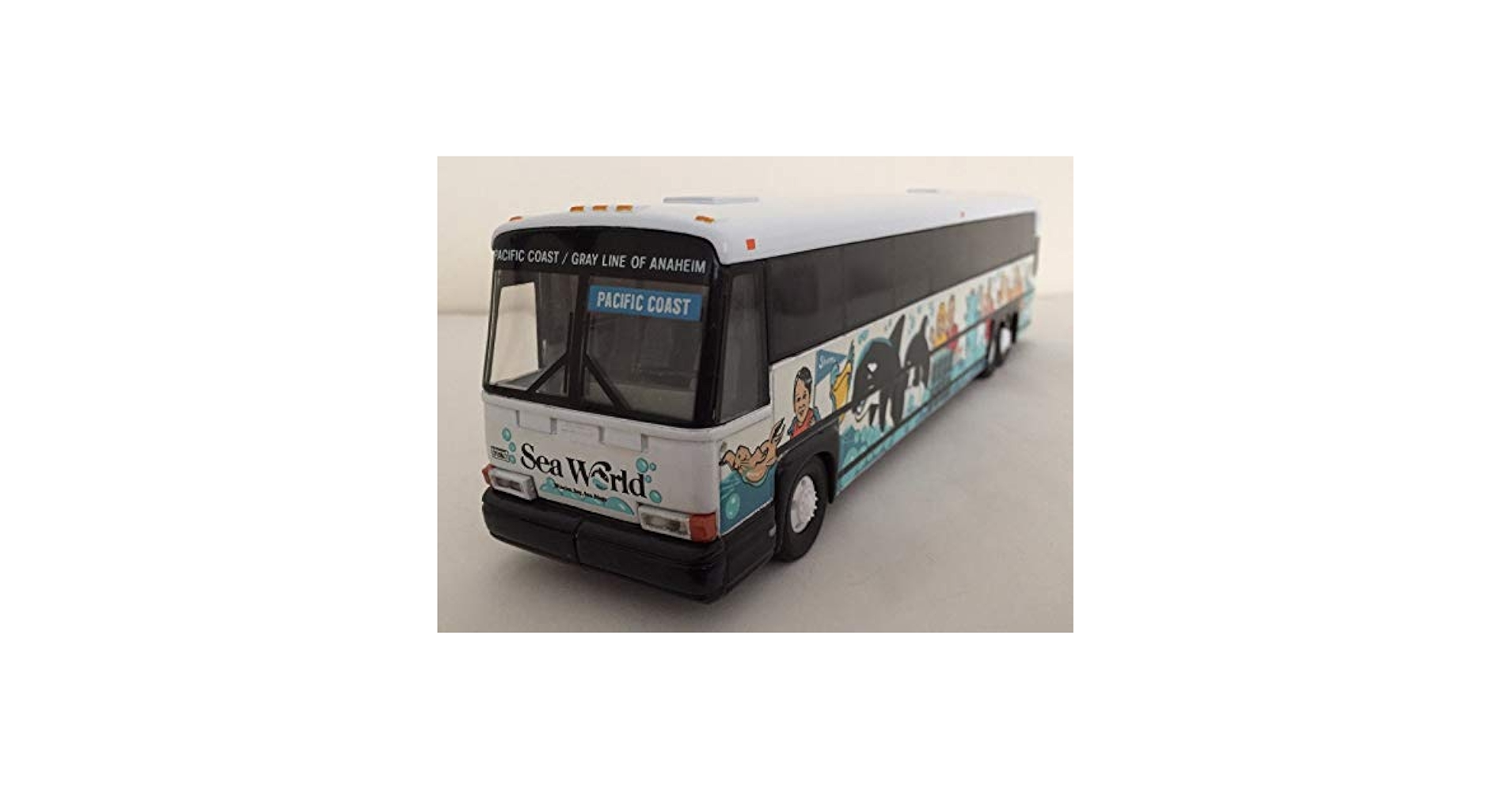Amazon.com: Corgi MCI Gray Line of Anheim Pacific Coast-San