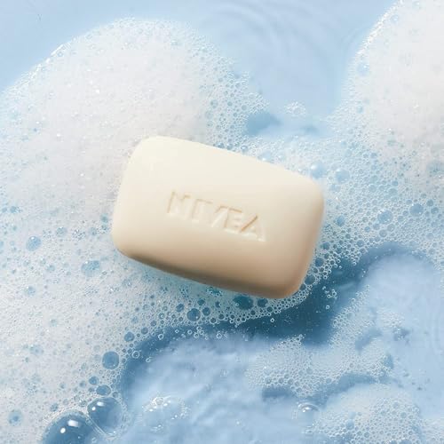 NIVEA Creme Soft Pflegeseife, pflegende und feuchtigkeitsspendende Handseife mit Mandel-Öl, feste Seife für eine schonende Reinigung und sanfte Pflege (100 g)