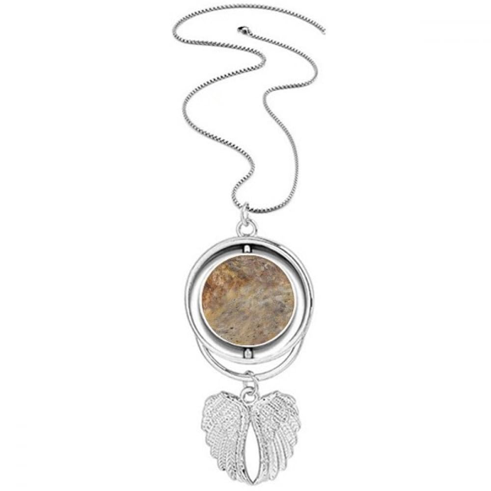 Collier ailes d'ange marbre gris : le cadeau d'anniversaire idéal - 4