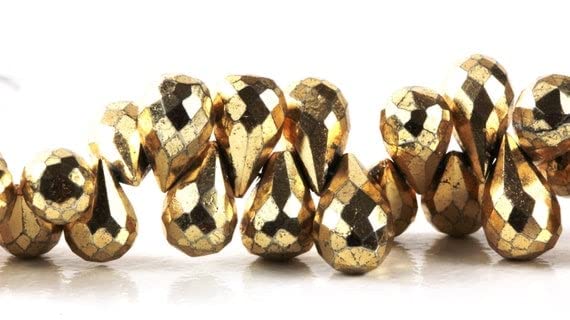 Pyrite dorée briolettes poire pour créer vos bijoux de soirée