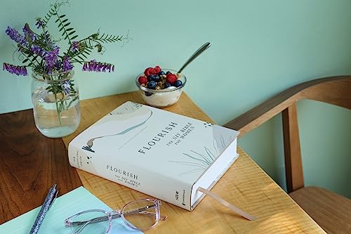 Image of Flourish: The NIV Bible for Women, Hardcover, Multi-color /Cream, Comfort Print