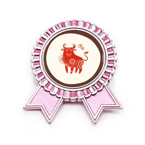 Broche rose Year of Ox en métal M idéale sur une veste en jean
