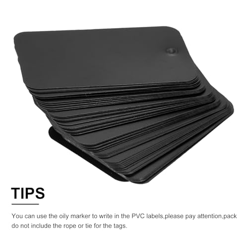 QUARKZMAN 50 Stück Versandanhänger wasserdichte mit Seil, 9 x 5 CM PVC Blanko Kunststoffanhänger Rechteckig für Namensetiketten Kleidung Anhänger Geschenkverpackung, Schwarz