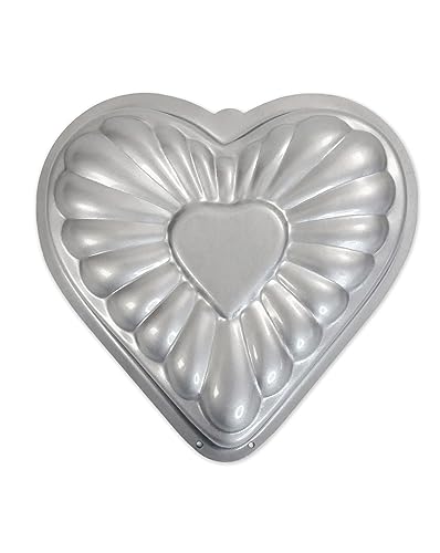 Image of USA Pan Global Bakeware Fancy Heart Cake Pan