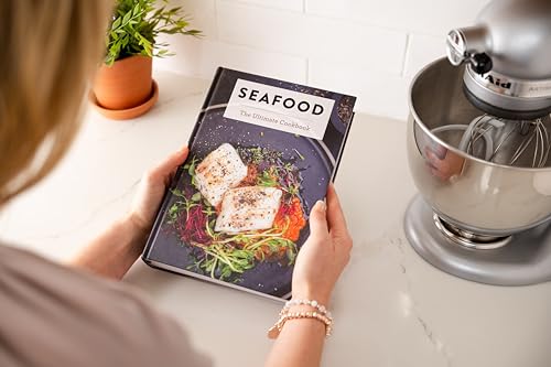 9781646433407 Seafood: The Ultimate Cookbook thumb #5