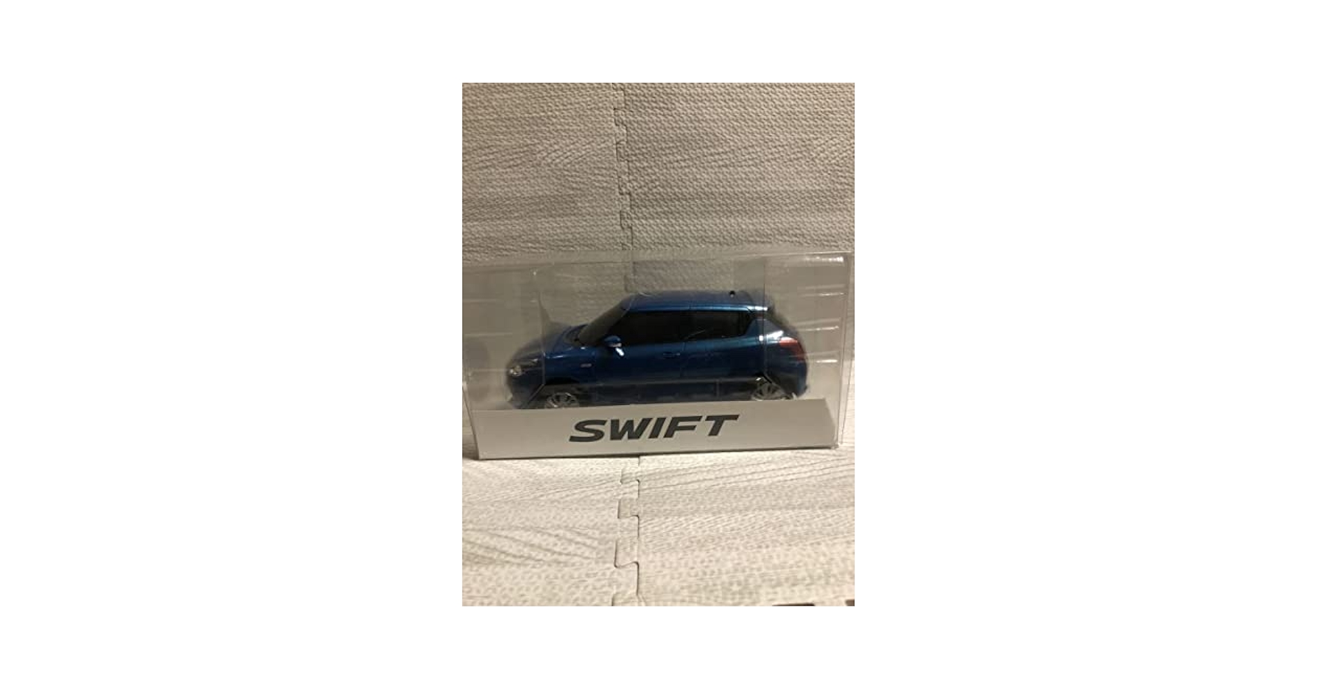 1/18 SUZUKI SWIFT スズキ スイフト サンプルカラー Amazon | 1/18 スズキ 新型スイフト ハイブリッドRS SUZUKI