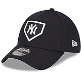La corona de la gorra se ajusta perfectamente. Con el ajuste elástico de la gorra, la visera es curva, muy cómoda de llevar.