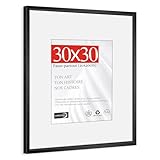【ENCADREZ UN INSTANT】 Cadre en aluminium noir pour photos au format 30x30 cm. Ses dimensions précises assurent un ajustement parfait, idéal pour des photos, illustrations ou petites œuvres d’art.