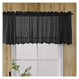 Vous pouvez couvrir la partie inférieure de vos fenêtres for assurer l'intimité ou l'utiliser seul sur des fenêtres plus courtes.