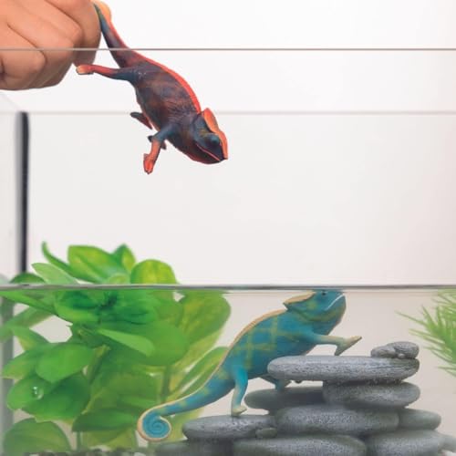 Schleich Wild Life Realistic Color-Changing Chameleon Figure - Wild Animal Toy Figurine, Durable for Education and Imaginative Play for Boys and Girls, Gift for Kids Ages 3+