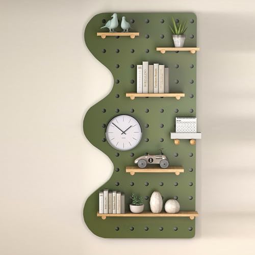Organiseur mural en bois perforé pour libérer l'espace de bureau