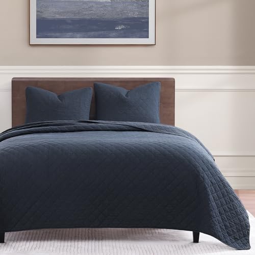Indigo Hill by HiEnd Accents Cotton Comfort Shabby Chic Bedding, 3 Piece Full Queen Quilt Set, Navy Solid Color Cotton Quilt, Cozy Gauze Blanket, Classic Casual Lightweight Quilt with Pillow Shams