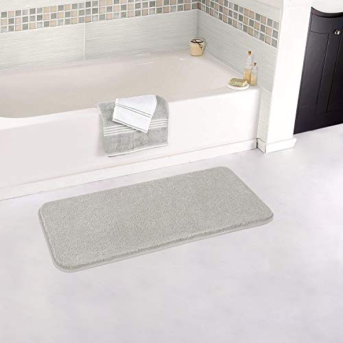 Bathroom Rugs Non-Slip Bath Mat Ultra Soft Absorbent Microfibers Bath Rugs Super Thick Plush Bathroom Runner Machine Washable Bath Mats Carpet for Bathroom Tub Shower Floor - 20"x48" (Light Gray)